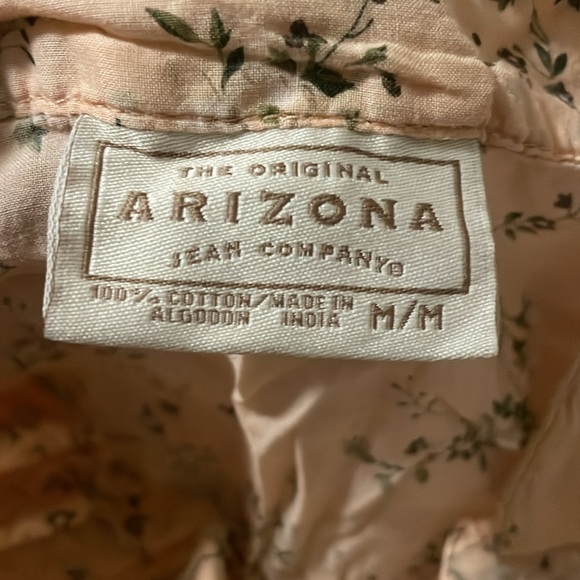 Pretty Arizona Floral Pastel Peach Ruffle Shirt with Frayed Sleeves Size Medium - Picture 2 of 4
